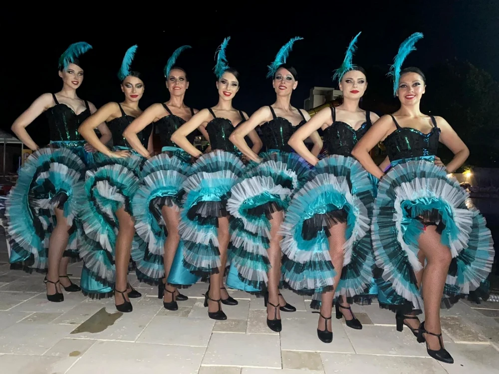 Spectacol de cabaret