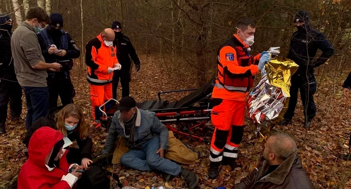 Trei migranţi, bătuţi, violaţi şi jefuiţi lângă un oraş polonez în apropiere de frontiera cu BelarusulFoto: news.ro