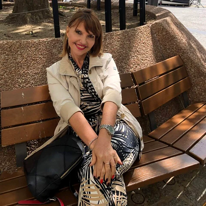 1 marina almasan silueta lansare carte luxemburg 17 jpg jpeg