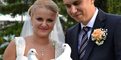 Diana şi Claudiu Enache au făcut o nunta ca în poveşti