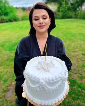 Cristina Vasiu a împlinit 34 de ani foto: Instagram 