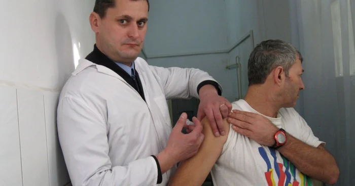 Aprovizionarea s-a făcut de la Direcţia de Sănătate Publică Gorj