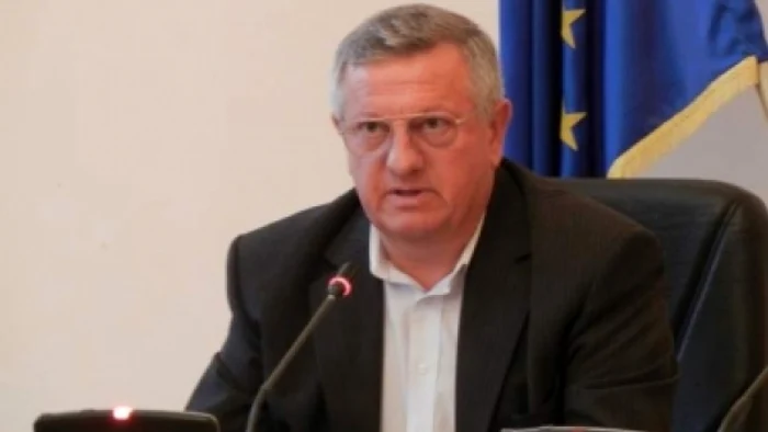 Alegeri locale 2016 / Primarul Ovidiu Creţu are cele mai mari șanse de a câștiga un mandat de primar al Bistriței