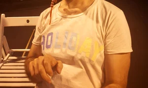 Șerban Pavlu este mai mereu cu zâmbetul pe buze, nu e deloc ursuz, precum personajul pe care l interpretează în serialul difuzat de HBO jpeg