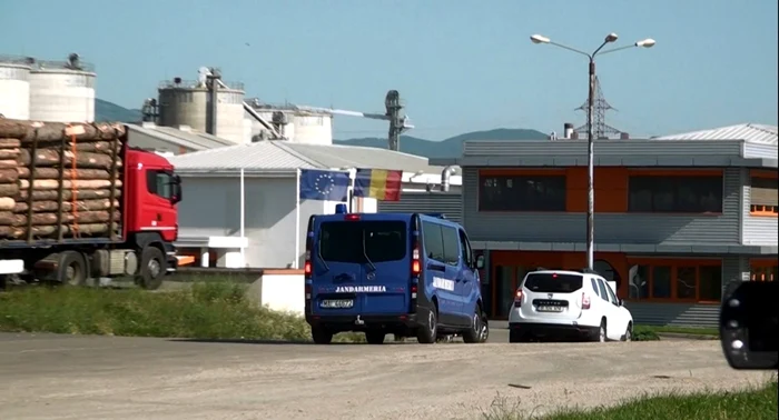 Joi au avut loc percheziţii la fabrica Holzindustrie de la Sebeş