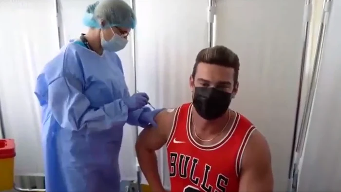 Dorian Popa s-a vaccinatSursă foto: Captură video