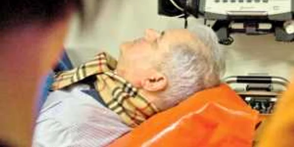 Fostul premier, la scurt timp după tentativa de sinucidere