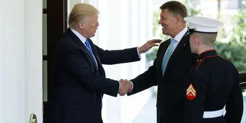 Klaus iohannis Donald Trump la C asa Alba FOTO Guliver / Getty Images