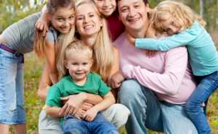 Părinţii fericiţi fac copiii fericiţi FOTO: Shutterstock