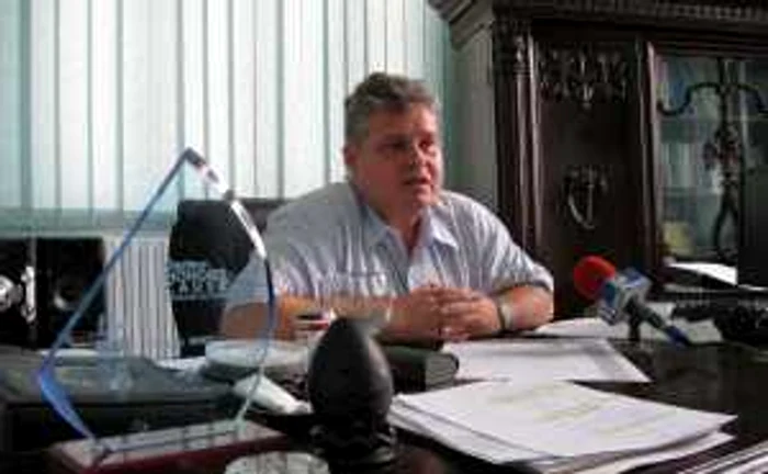 Viorel Mînzu, rectorul în funcţie al Universităţii "Dunărea de Jos"