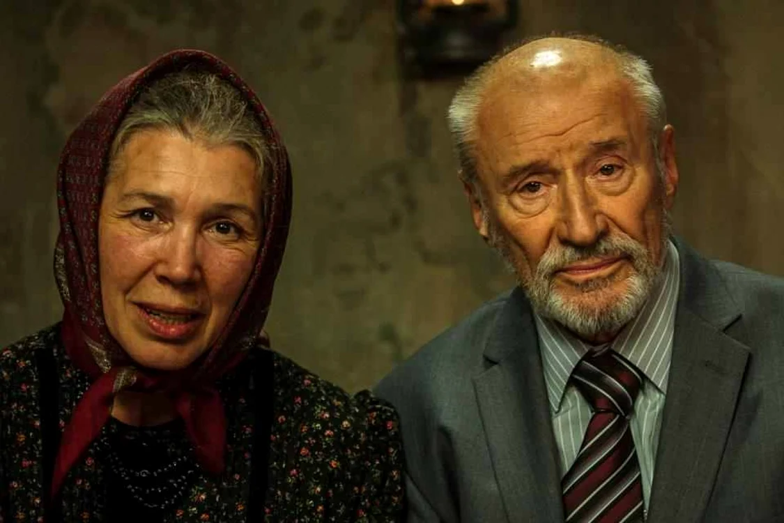 „Amour“ cu Ulli (Victor Rebengiuc) şi Helga (Victoria Cociaş)