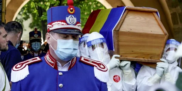 IPS Pimen a fost înmormântat la Mănăstirea Sihăstria Putnei FOTO Inquam Photos / Casian Mitu