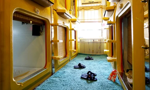 hotel capsula profi descopera55 jpg