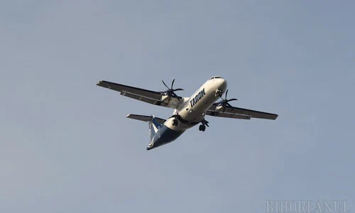 avion tarom arhiva  jpg