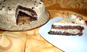 tort cu nuci si crema de ness jpeg