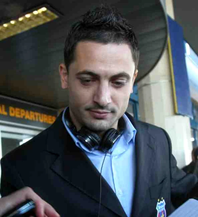 
    Mirel Rădoi va fi director sportiv la Steaua şi va fi direct responsabil pentru rezultatele echipeiFoto: arhiva Click!  