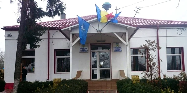 Primaria Vitănești  FB Primaria Vitanesti jpg