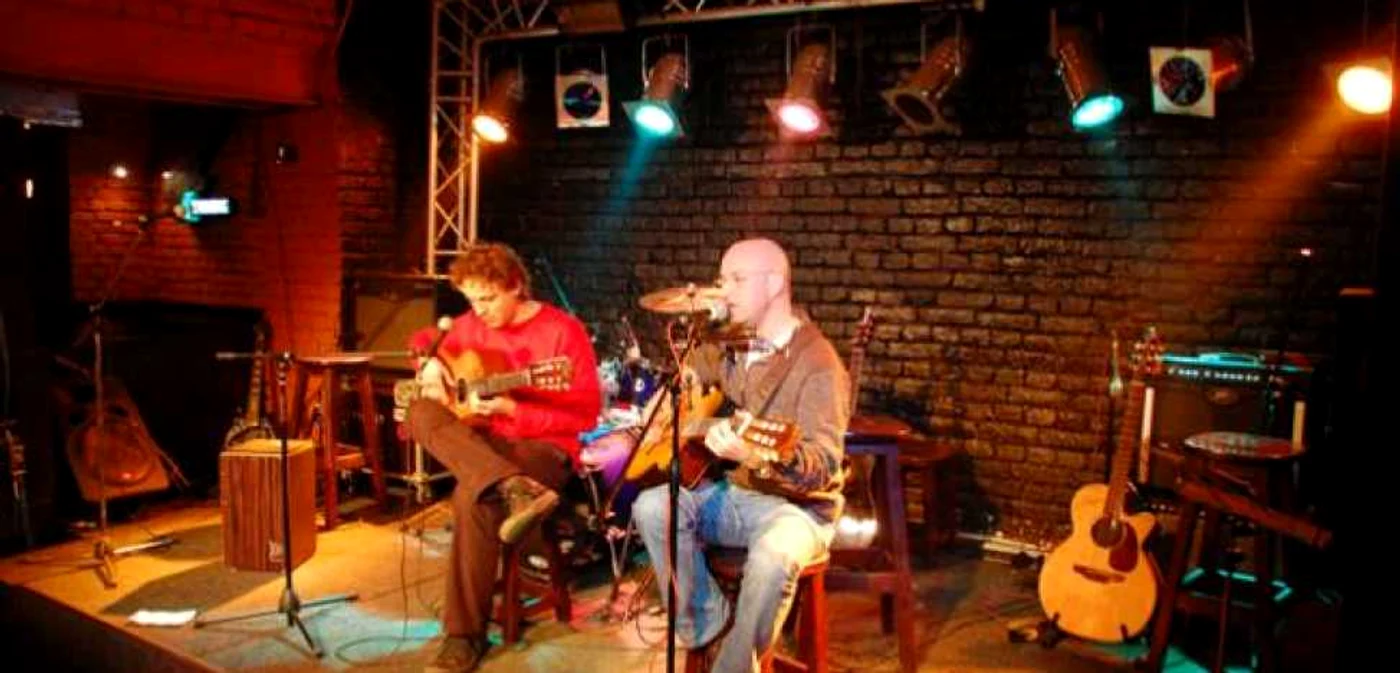 Silvan Stâncel & Ovidiu Scridon înseamnă un spectacol muzical acustic live deosebit  FOTO  jurnalul.ro