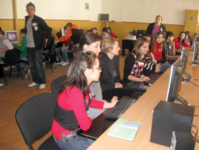 Reşiţa: ORAŞUL PE SCURT / A doua şansă la bac