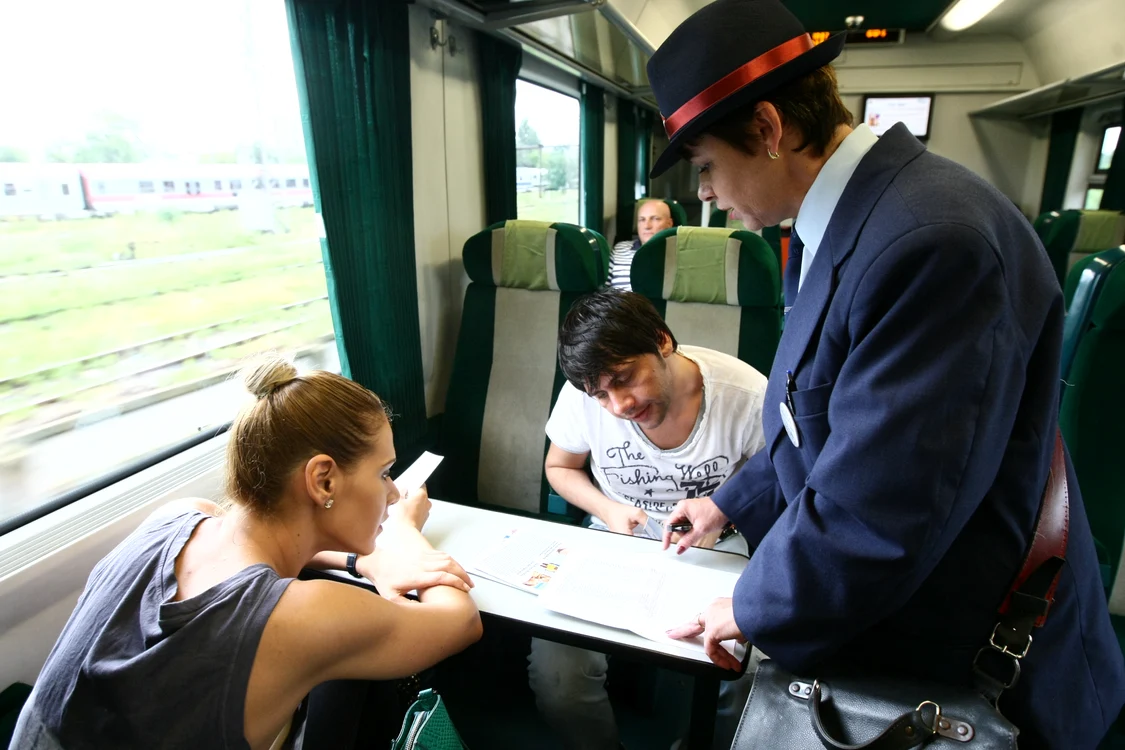 Serviciul Wi-Fi e disponibil în patru trenuri de pe rutele București-Constanța (și retur) și București-Buzău (și retur)