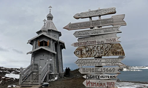 biserica sfanta treime antarctica profimedia jpg
