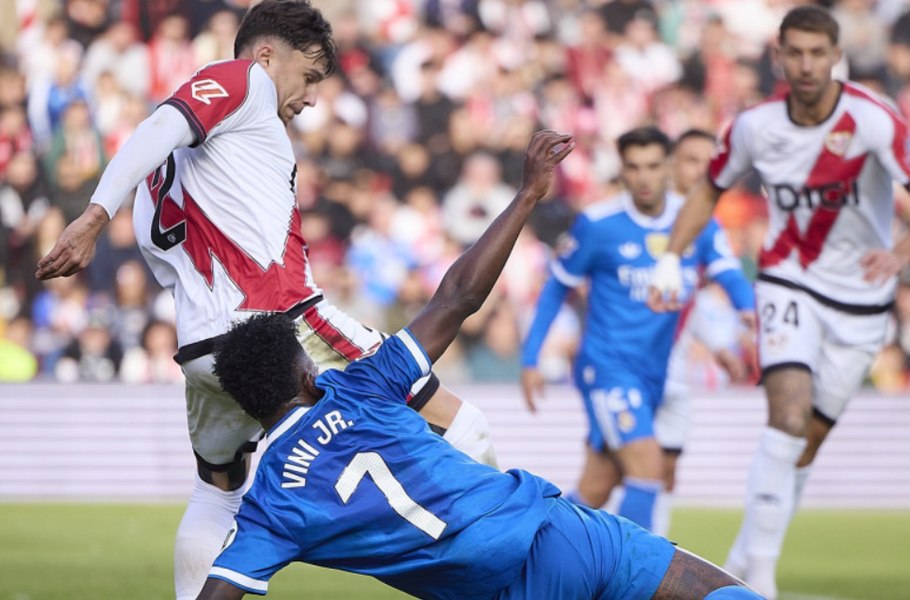 Andrei Rațiu, recital în fața Realului. Românul l-a desființat pe Vinicius Jr. și a primit cea mai mare notă din echipă