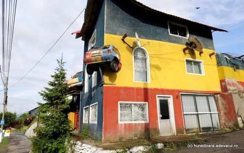 casa din lupeni foto daniel guta