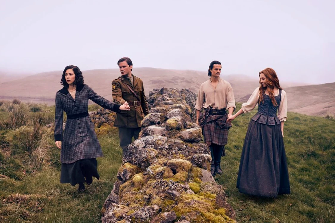 Destine de familie peste veacuri în „Outlander: Blood of My Blood“.