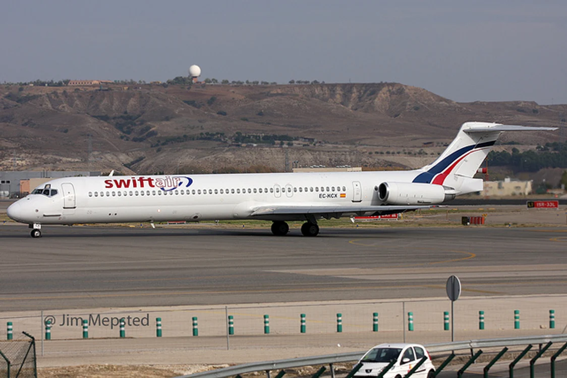 
    Avionul aparţinea companiei SwiftAir, dar era operat de Air Algerie pe durata verii  