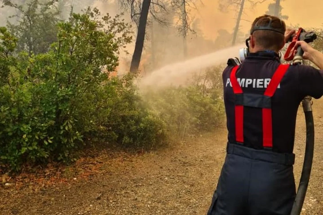 Pompier român, în misiune în Grecia FOTO DSU