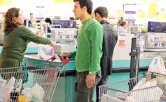 Ungurii şi coreenii stau cu ochii pe PET-urile din România