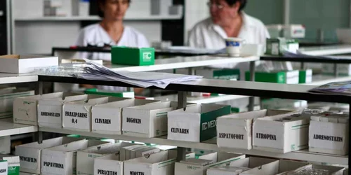 Medicamentele neplătite cu lunile aduc „excursii” în instanță pentru farmaciști