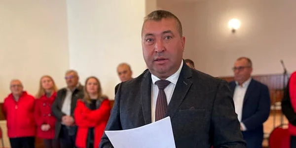Liviu Posirca primar Vulturesti foto Facebook jpg