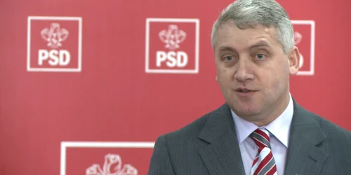 Senatorul Adrian Ţuţuianu