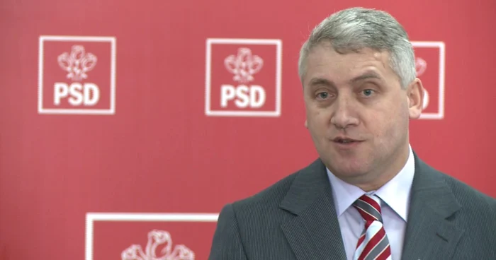 Senatorul Adrian Ţuţuianu