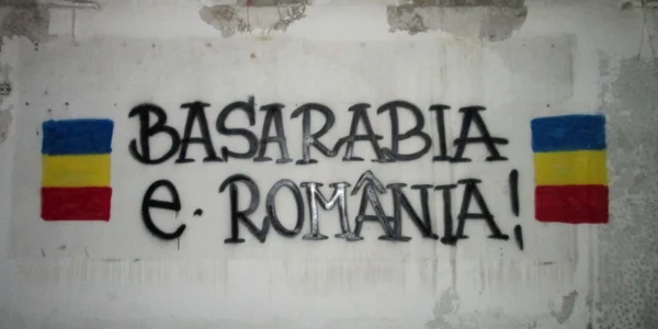 Basarabia e România - mesajul scris pe zidurile României Otopeni Foto Arhivă personală