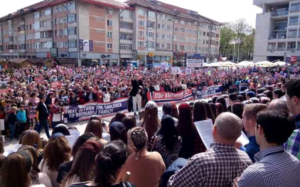 7.000 de suceveni au protestat pentru familia Bodnariu. FOTO Dănuţ Zuzeac