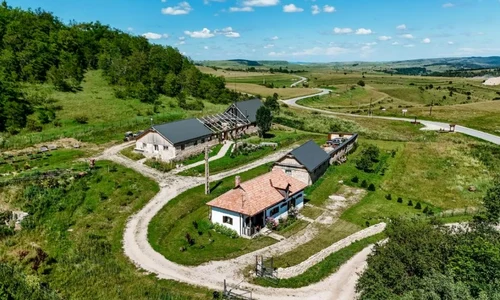 casele traditionale din transilvania si maramures scoase la vanzare prin sotheby s la 880 de mii de dolari 995605 jpg