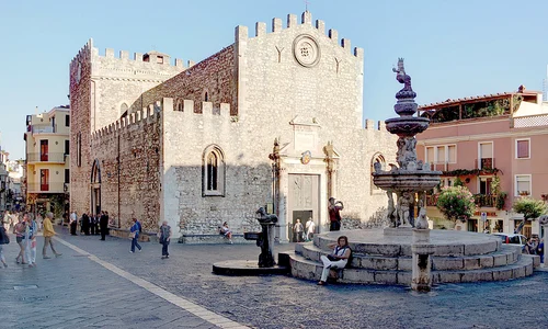 p 22 Taormina WC jpg