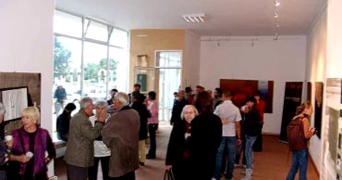 Alba Iulia: Picturile lui Dănilă Incze, expuse la Galeriile de Artă