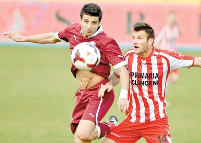 
    Daniel Niculae are de doi  bani speranţă să mai joace  în Liga 1  