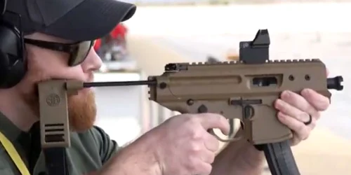 cea mai mica arma de asalt