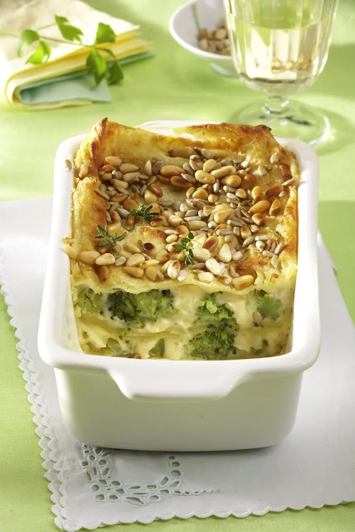 
    Lasagna cu broccoli  
