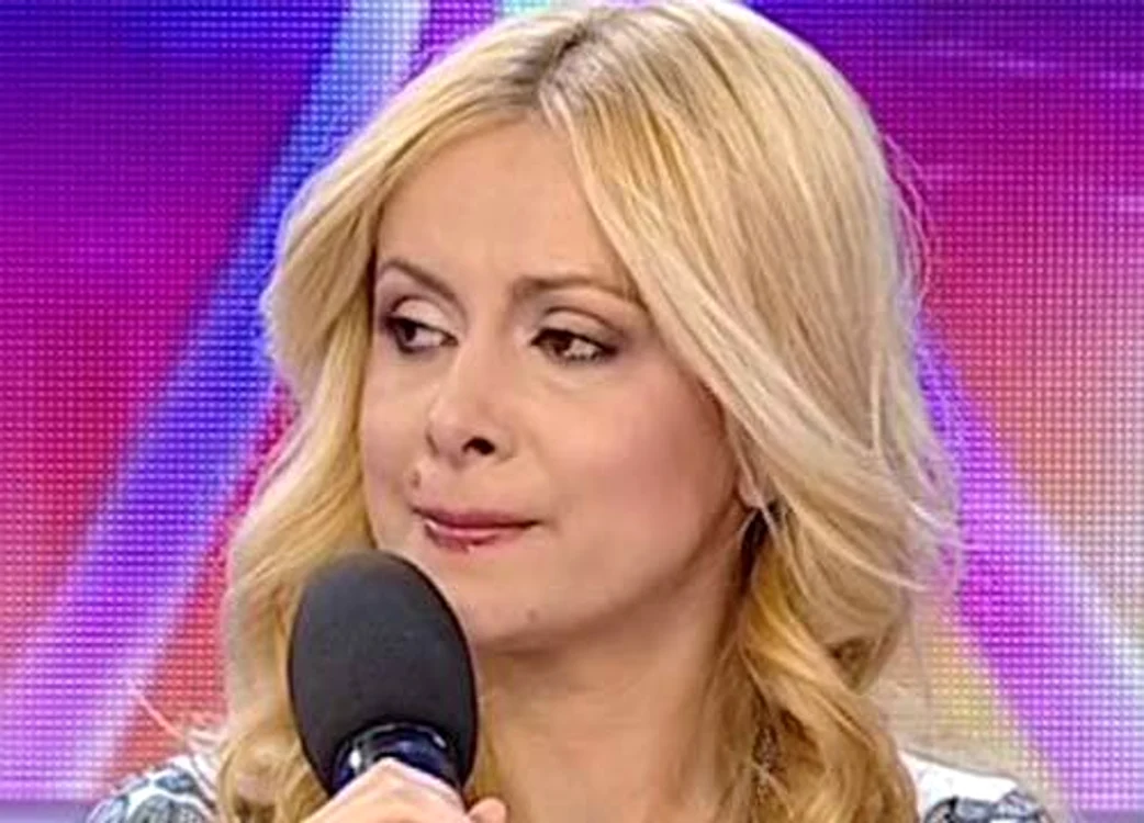 Simona Gherghe plânge în direct