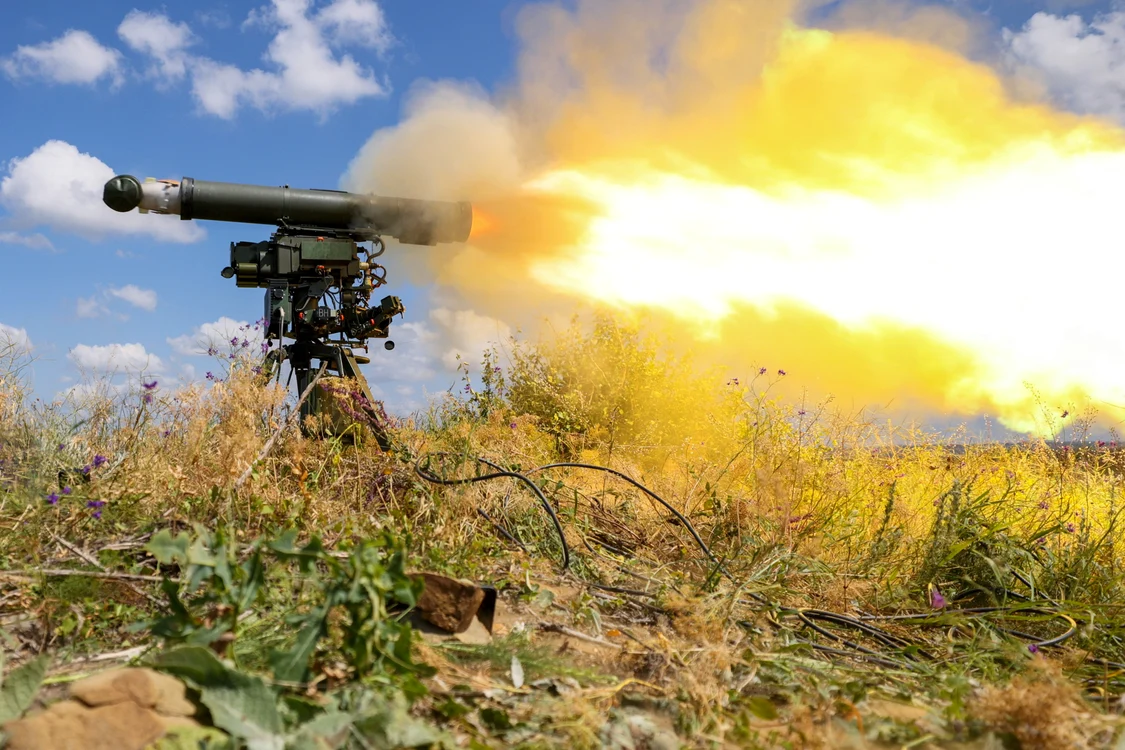 Trupe rusești pe frontul din Lugansk FOTO Profimedia