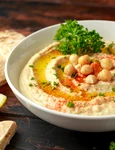 Humus, Sursa foto shutterstock 1412942363 jpg