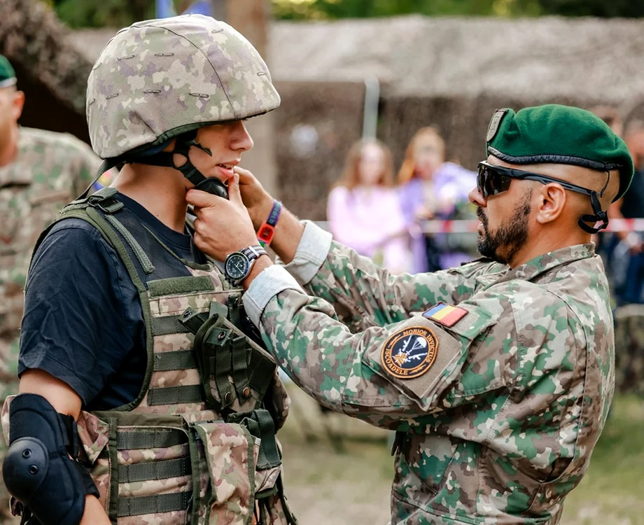 Proiecte de lege controversate inițiate de MApN - Foto Arhiva