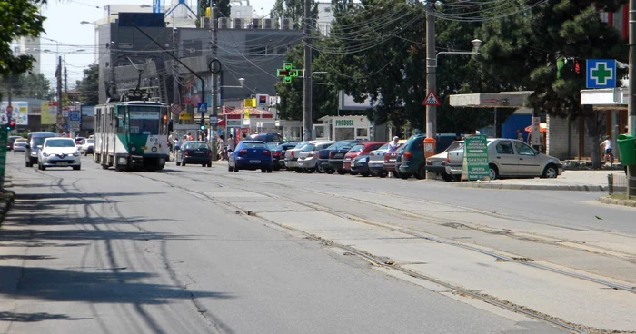 Abonamentul unic va fi valabil pe autobuze, tramvaie şi trolee. FOTO Adevărul Ploieşti