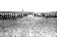 Soldați români la intrarea în Primul Război Mondial (sursa: Gogu Negulesco, Rumania's sacrifice, New York Century Co, 1918)