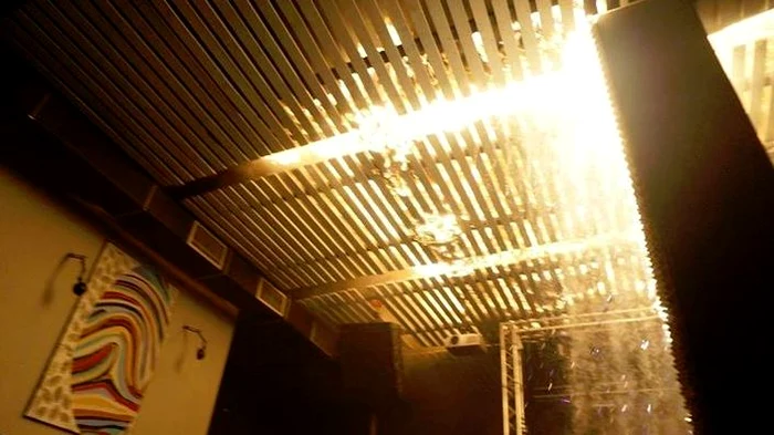 Experții au reamenajat clubul pentru a simula un nou incendiufoto: Click!